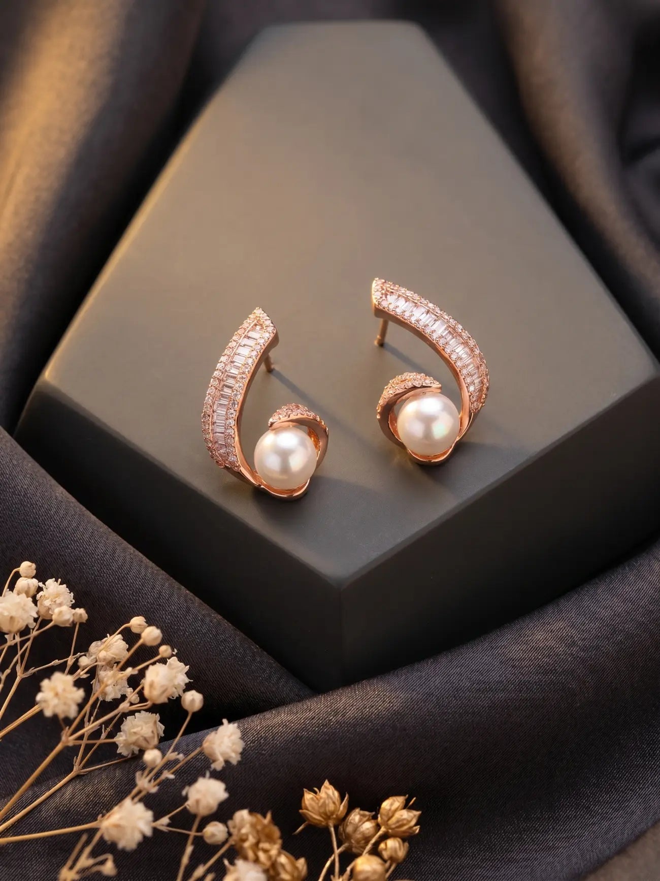Pearl Twist Elegance Stud Earrings